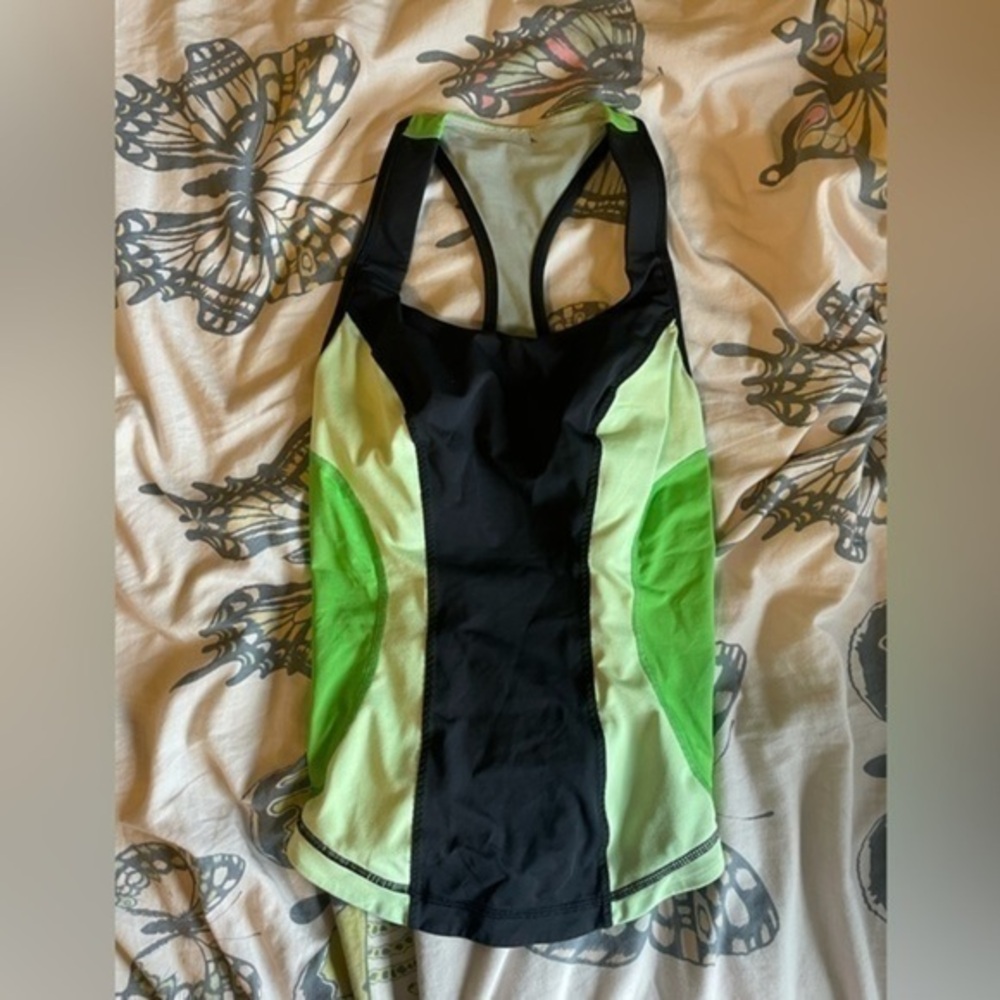 ❤️Lululemon tank top
